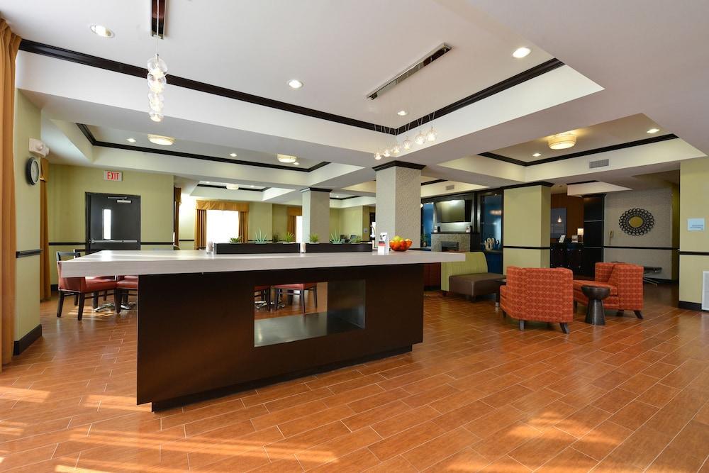 Holiday Inn Express Alva By Ihg Экстерьер фото
