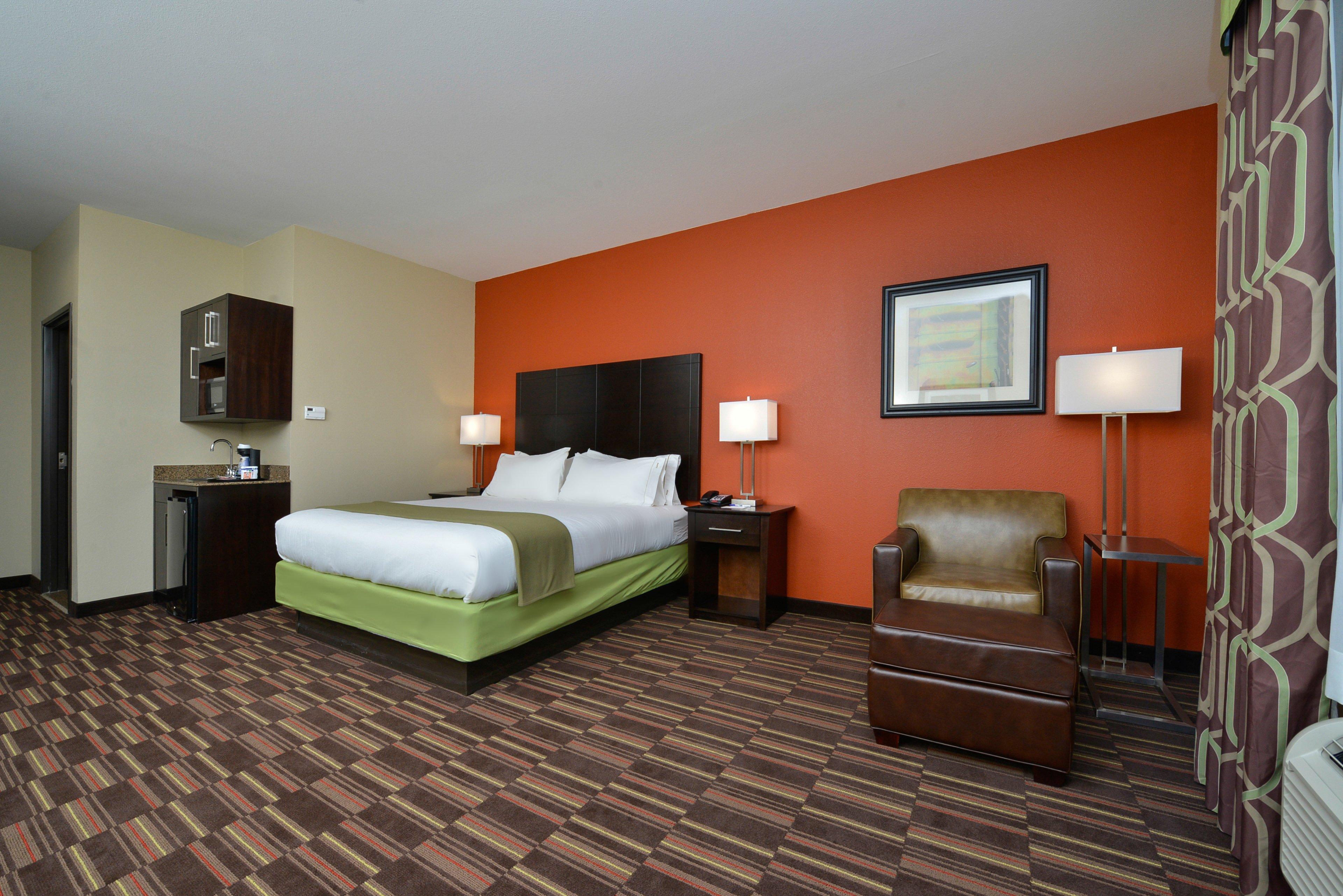 Holiday Inn Express Alva By Ihg Экстерьер фото