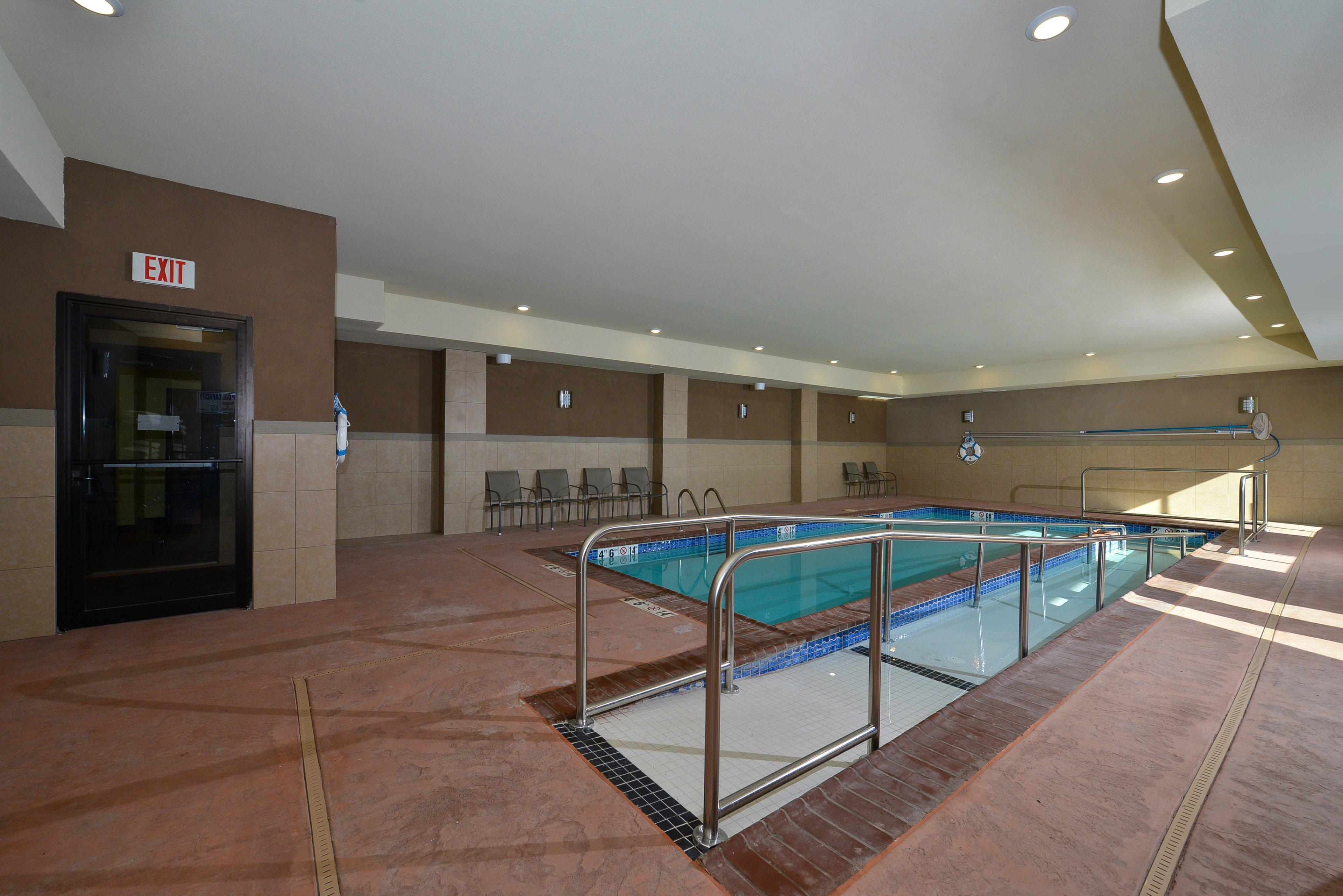 Holiday Inn Express Alva By Ihg Экстерьер фото
